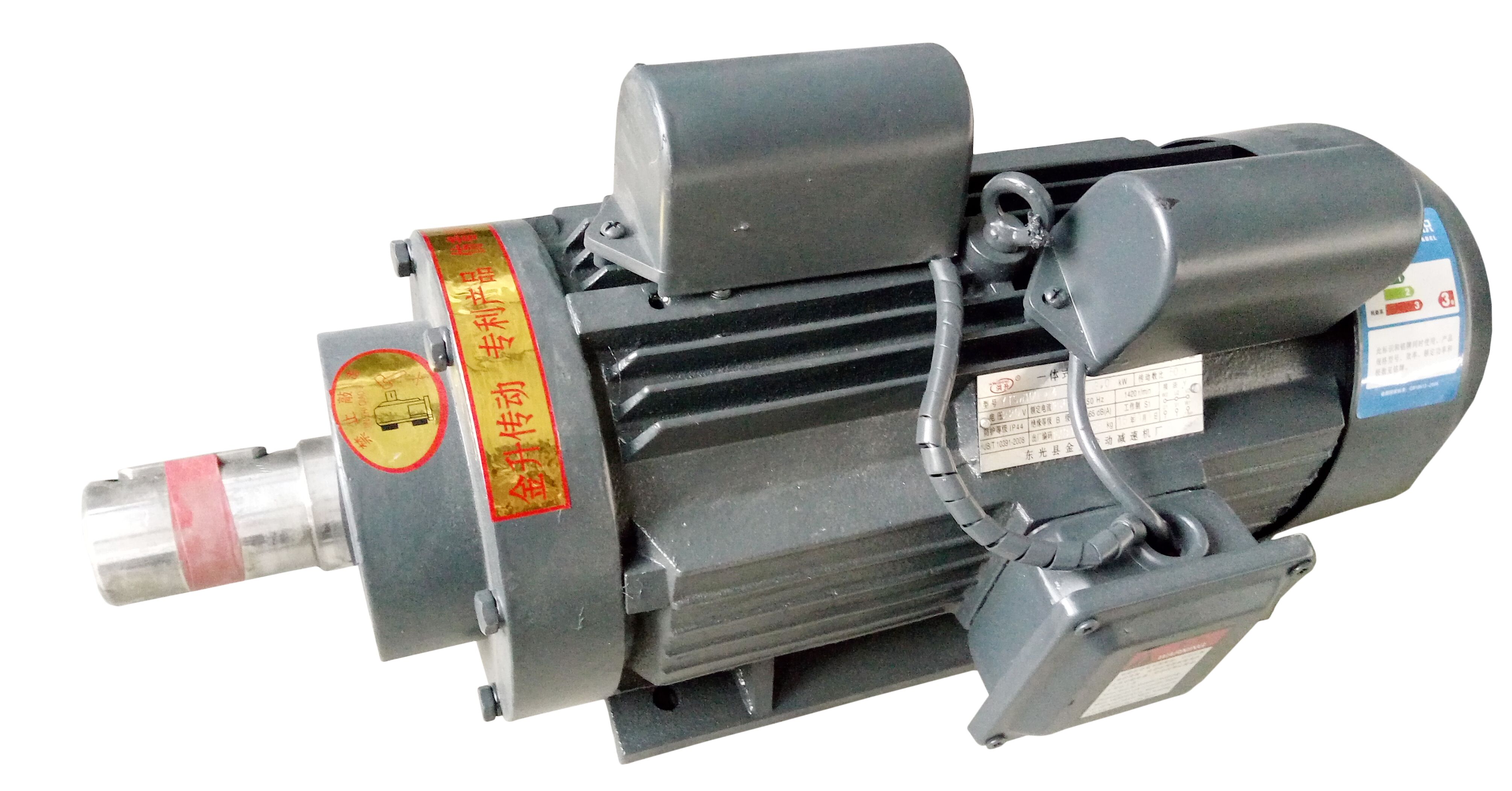 右侧支架与支撑板另一端连接；所述左侧支架、右侧支架分别通过螺栓组件与搬运机械手的穿梭臂连接