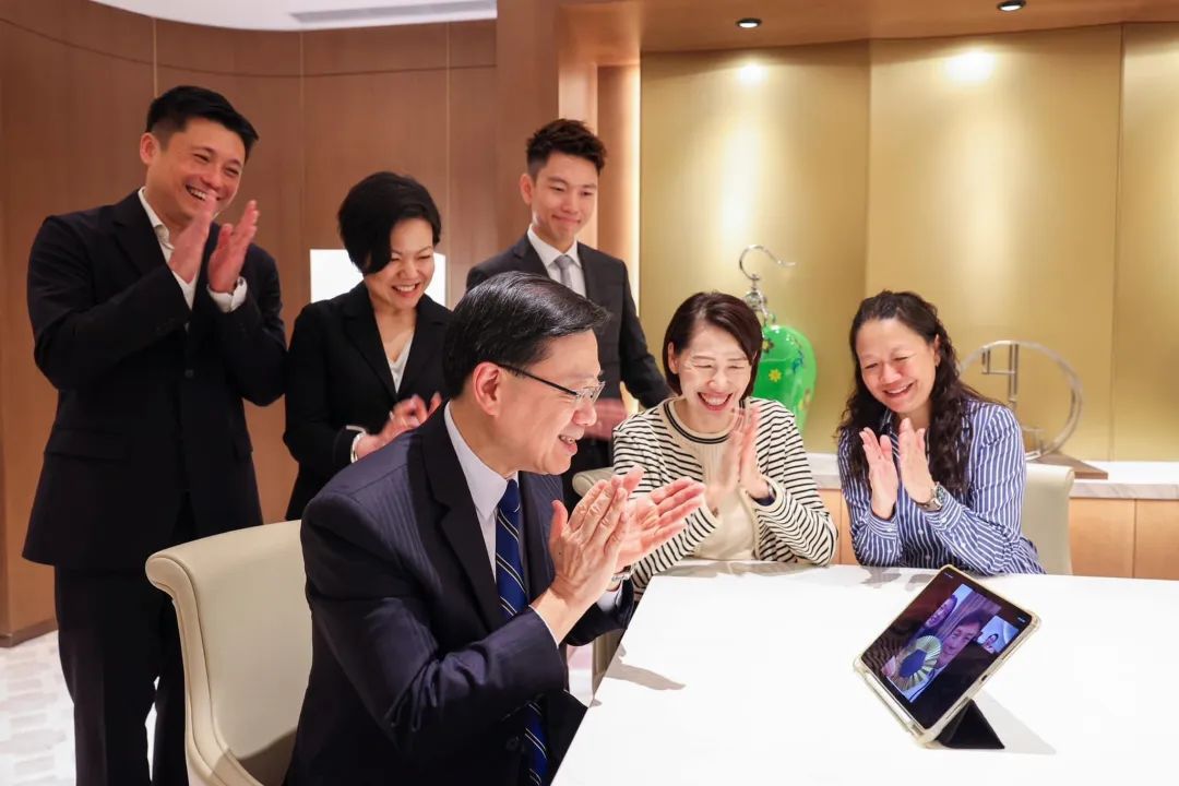 中国香港击剑新星江旻憓巴黎奥运夺金 创港队奥