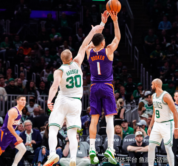 布朗罚球21中19率队逆转太阳 凯尔特人险胜