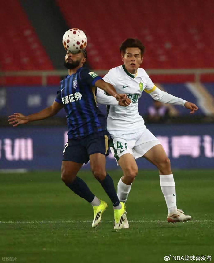 武汉三镇迎战大连英博：绍尔复出挑战斯坦丘旧