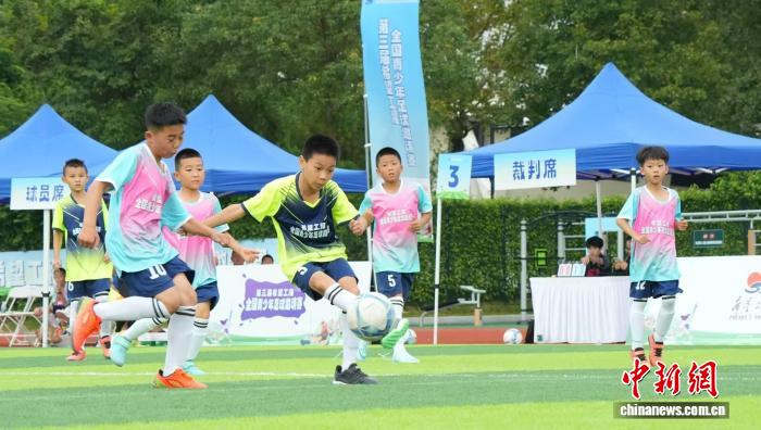 第三届希望工程全国青少年足球邀请赛在珠海开