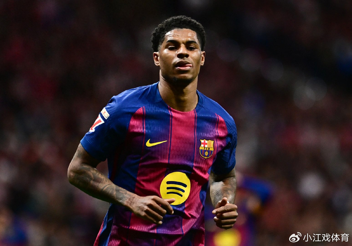 拉什福德转会巴萨陷入僵局 买断费与战术定位成