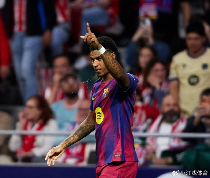 拉什福德转会巴萨陷入僵局 买断费与战术定位成